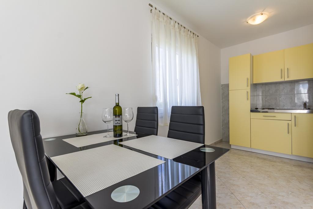 Apartments Alba Fažana Extérieur photo