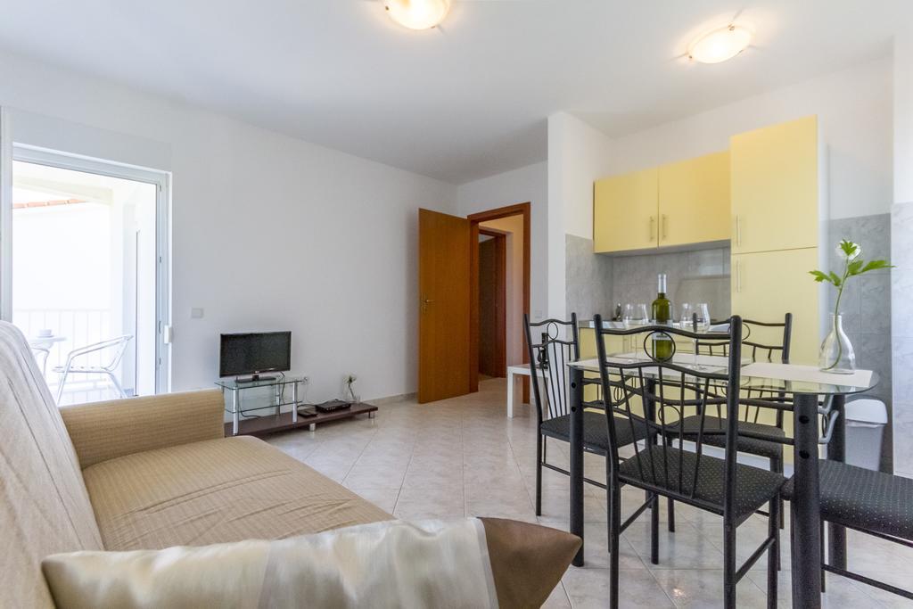 Apartments Alba Fažana Extérieur photo