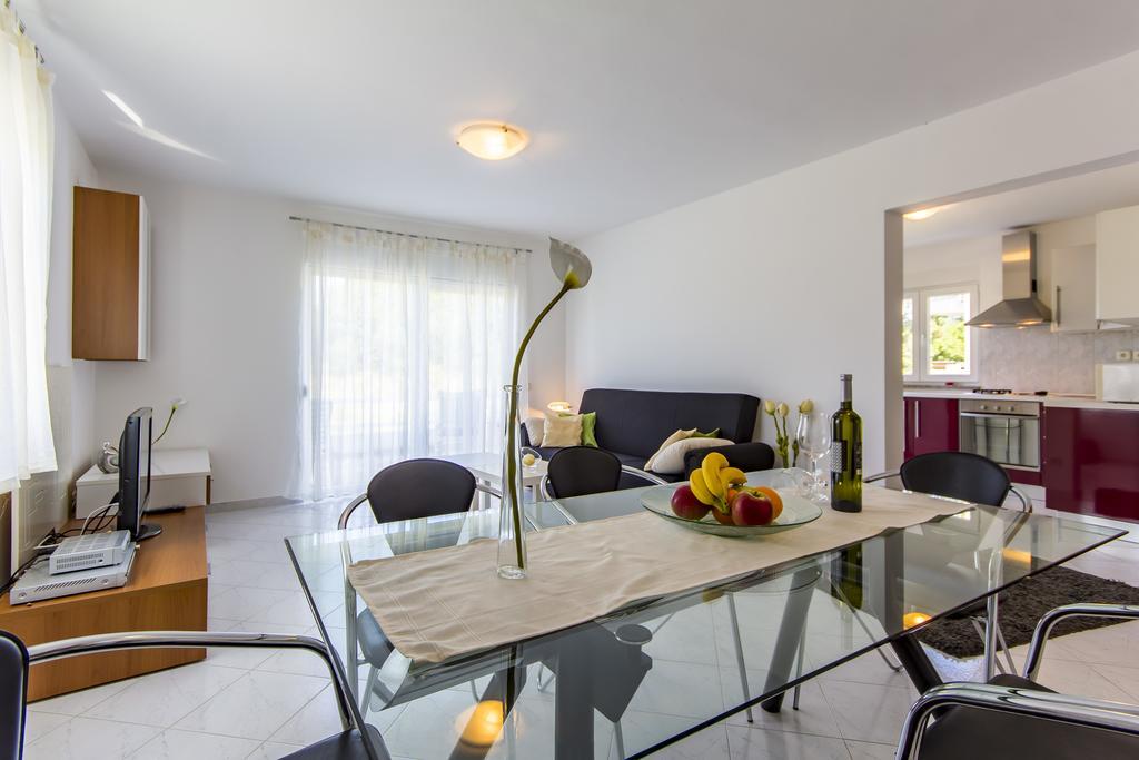 Apartments Alba Fažana Extérieur photo